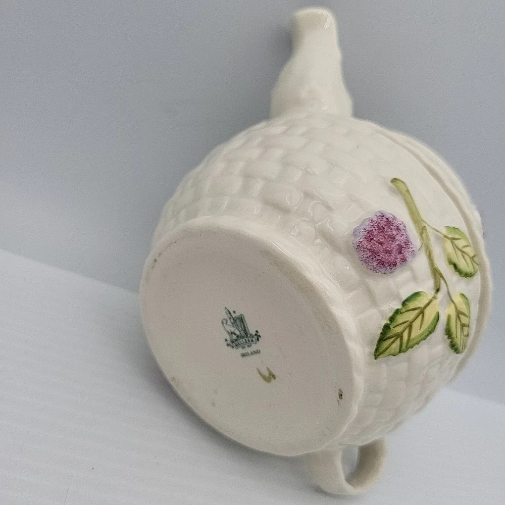 Belleek Teapot Tea for One‎ w/Stackable Cup Basket Weave Fruits of the Forest